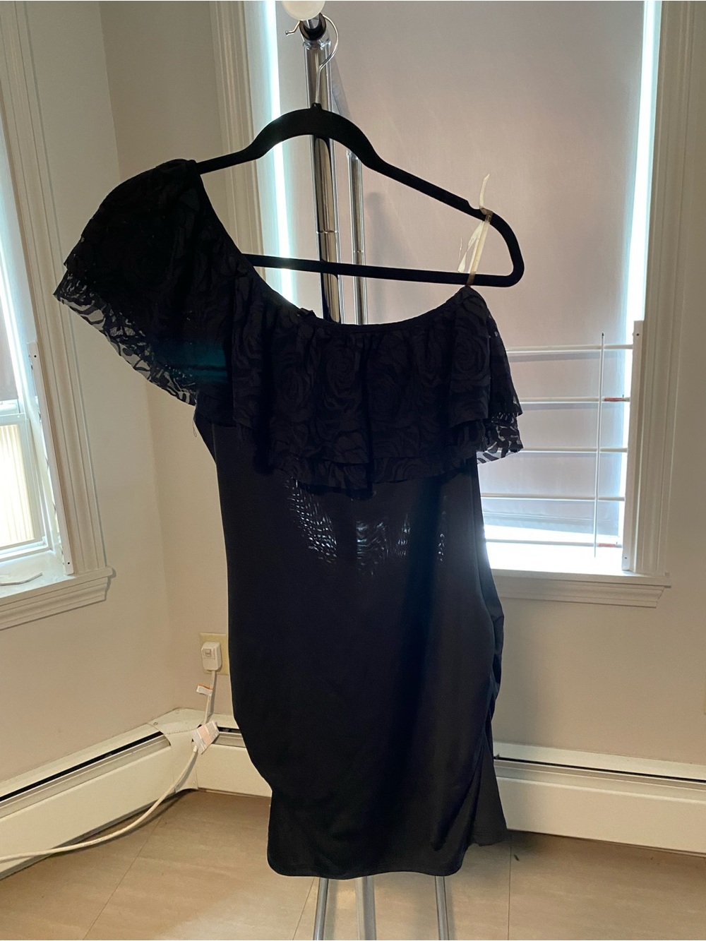 Black One-Shoulder Ruffle Dress - Picture 9 of 11